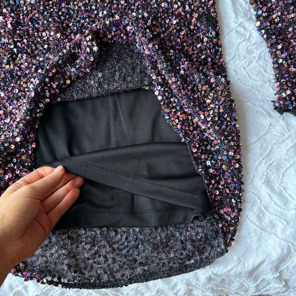 Parker Multicolor Sequin Long Sleeve Dress Open Back Detail - Picture 8 of 15